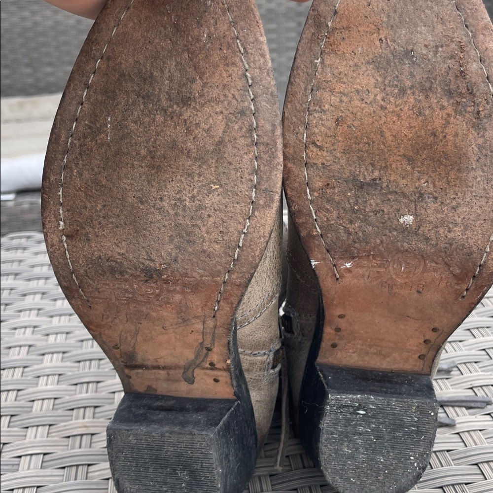 Grey fringe Corral Boots - Picture 5 of 7